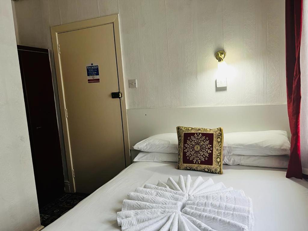Sunset Beach Hotel Blackpool Bagian luar foto