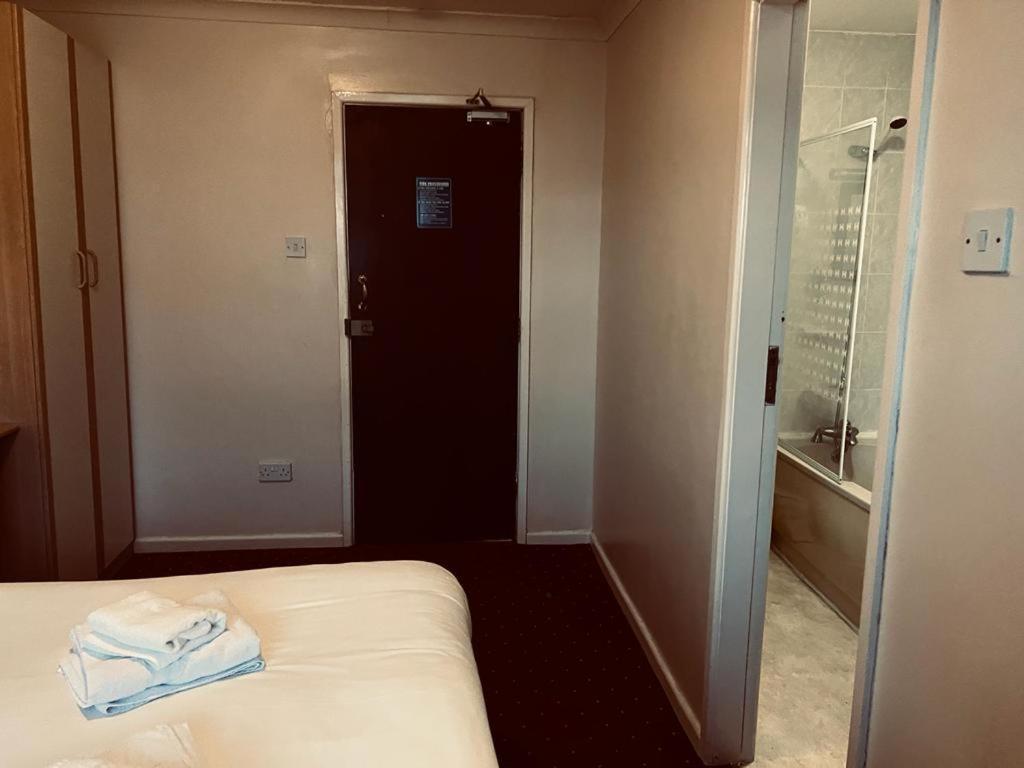 Sunset Beach Hotel Blackpool Bagian luar foto
