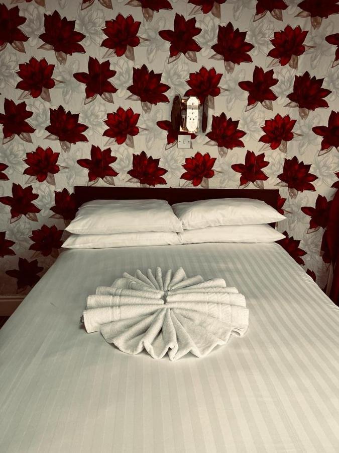 Sunset Beach Hotel Blackpool Bagian luar foto